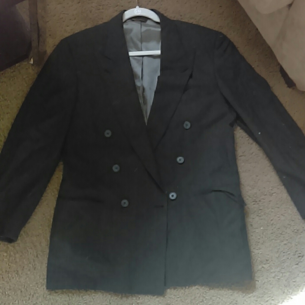 Redwood & Ross men 3 button 4 pocket suite